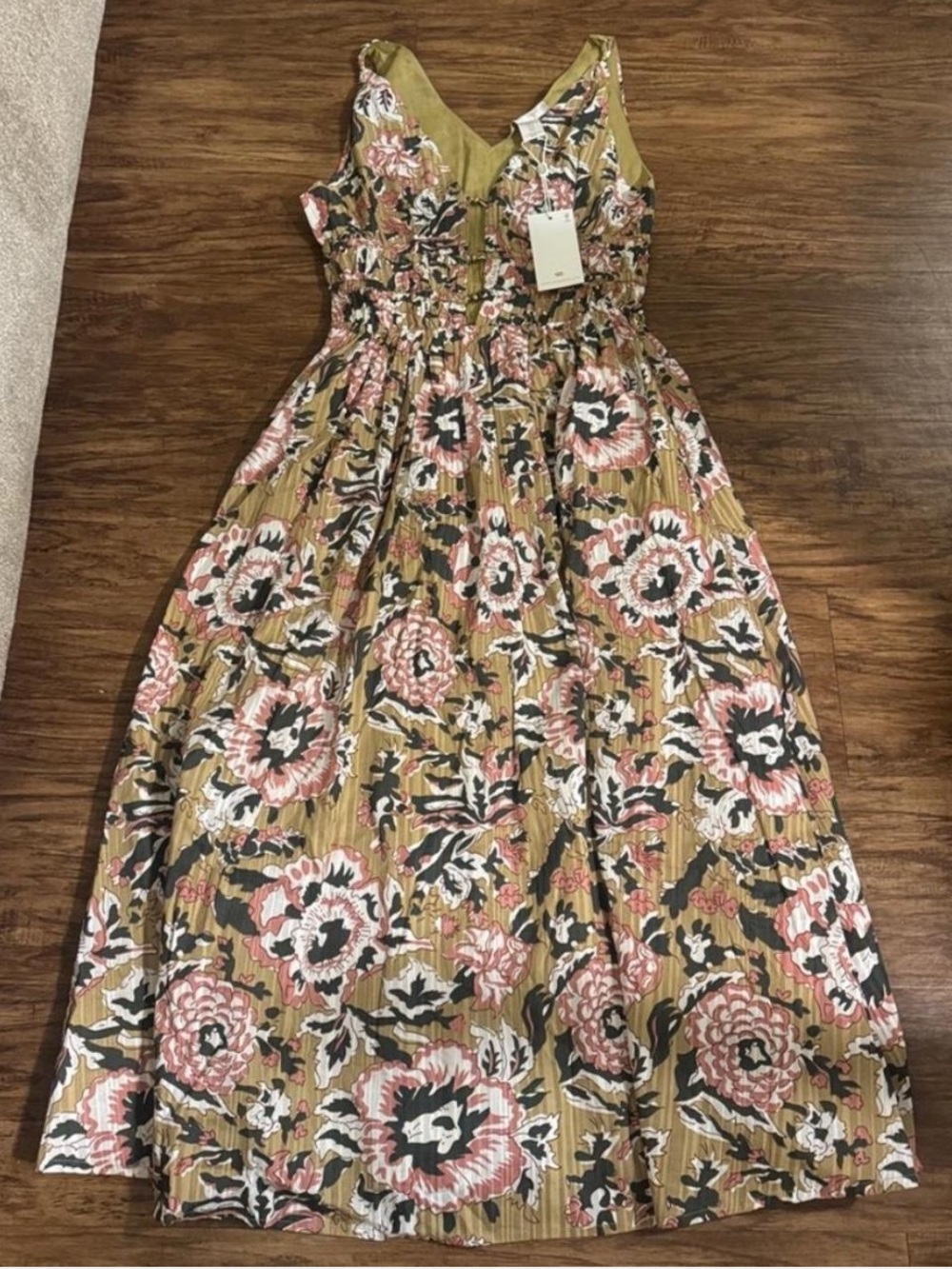 NWT Caroline constas dress size large